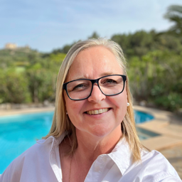 CaroPortrait_256x256